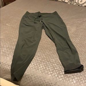 Athleta midtown ankle pant